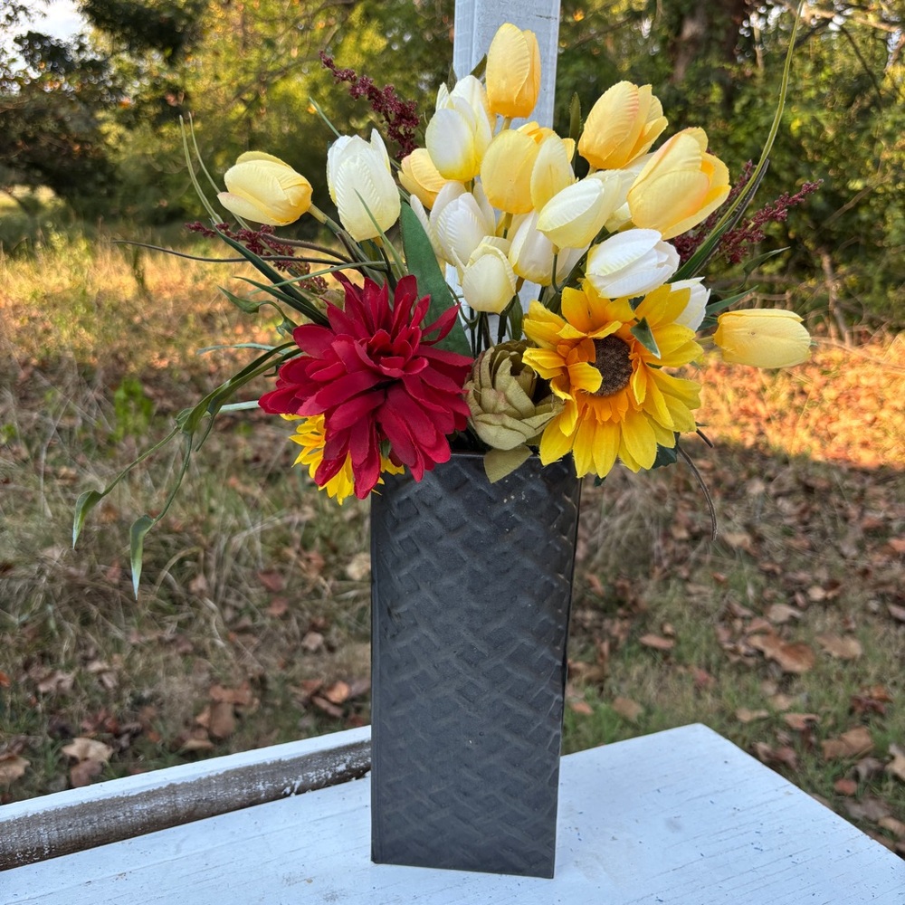 Fall Decor for wall or door metal vase with silk flowers